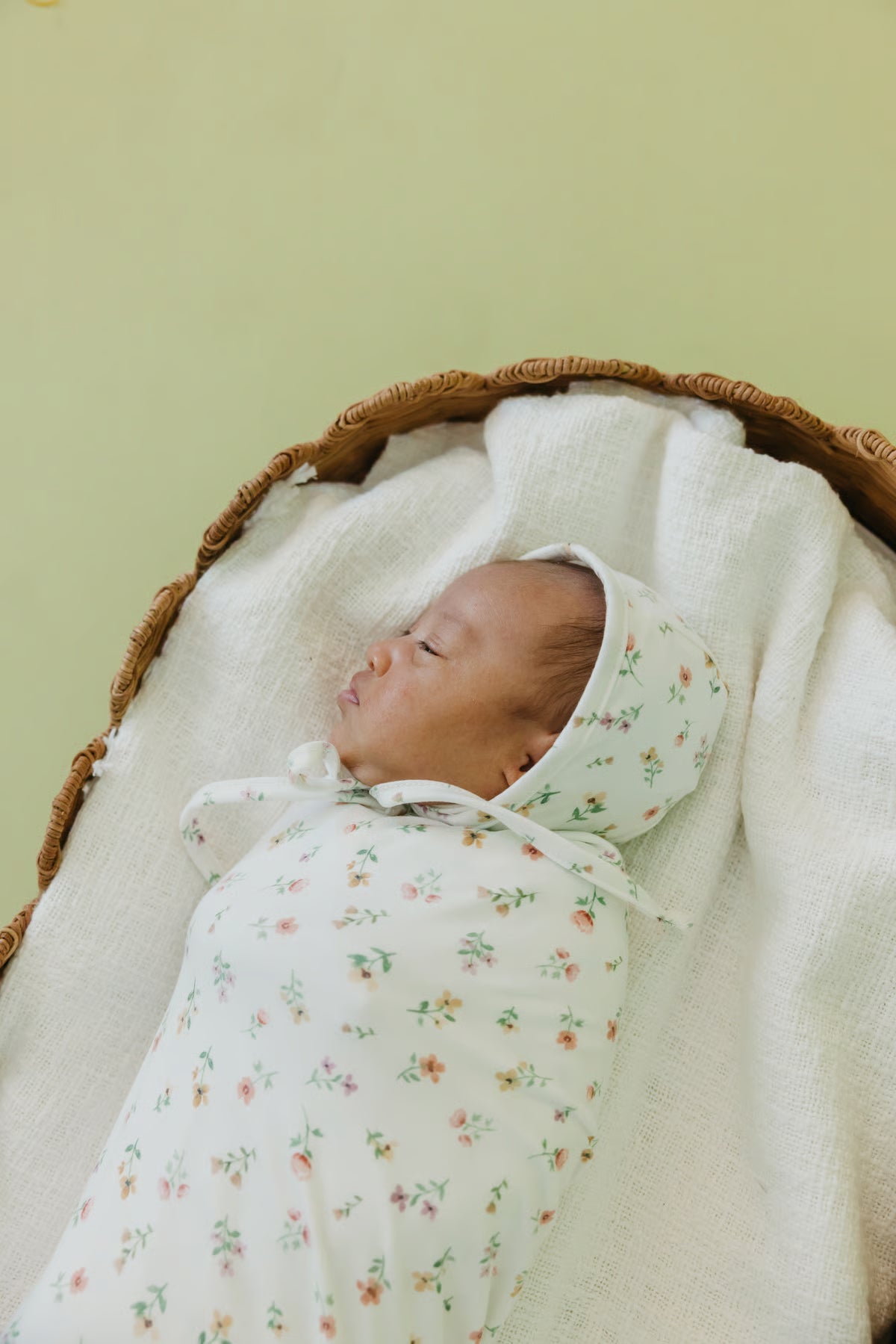 CP-SWAD-0255-NSZ Copper Pearl Eloise Swaddle Blanket 46"x46"