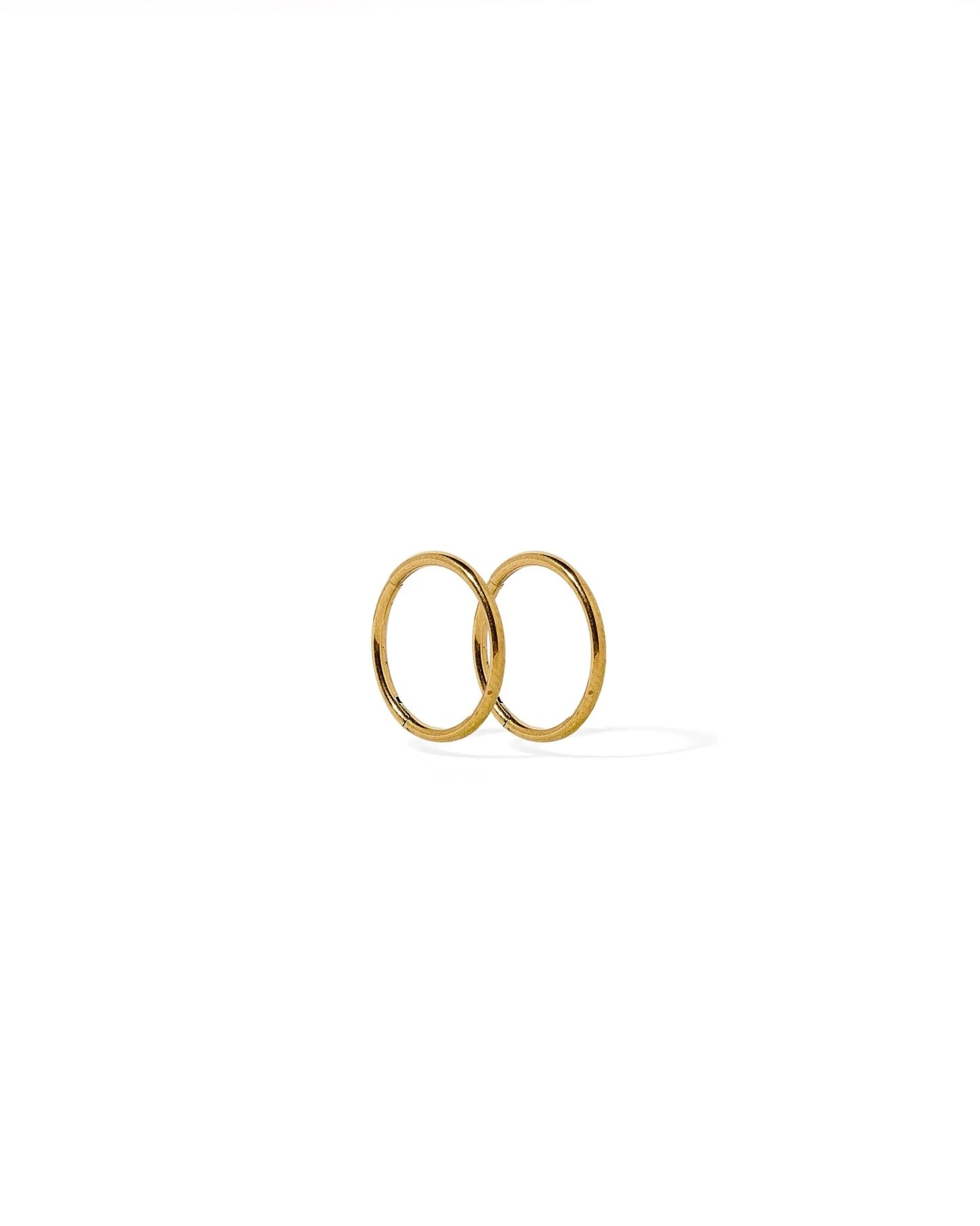 LINNY4070 Ava Gold Tone Infinity Huggies 8mm Earring