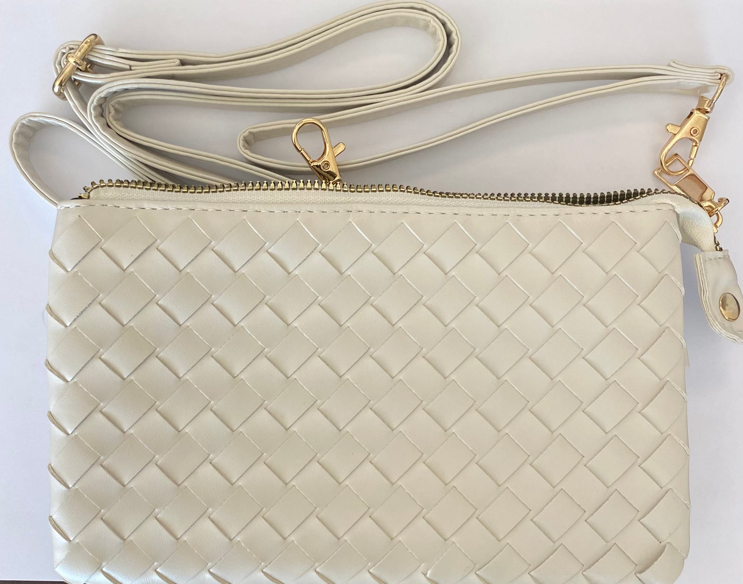 TG10647 Woven Wristlet