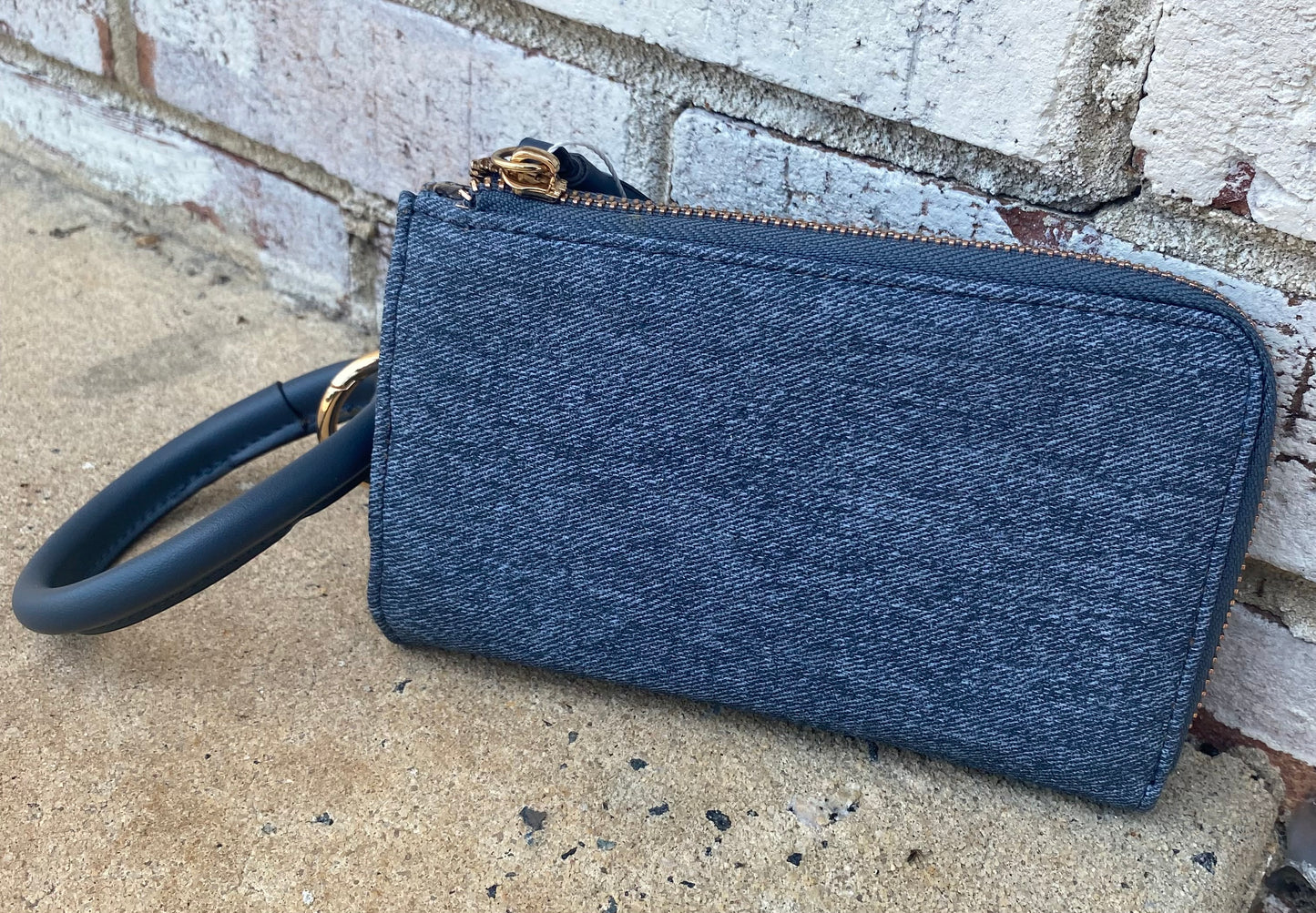 M1973DN-JN Jen & Co Liv Denim Pattern Wrist Wallet 0