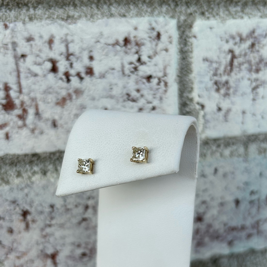 14K Yellow Gold .92CTTW Diamond Stud Earrings