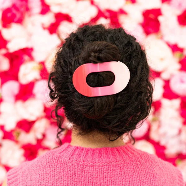 Kiss & Tell Flat Round Hair Clip