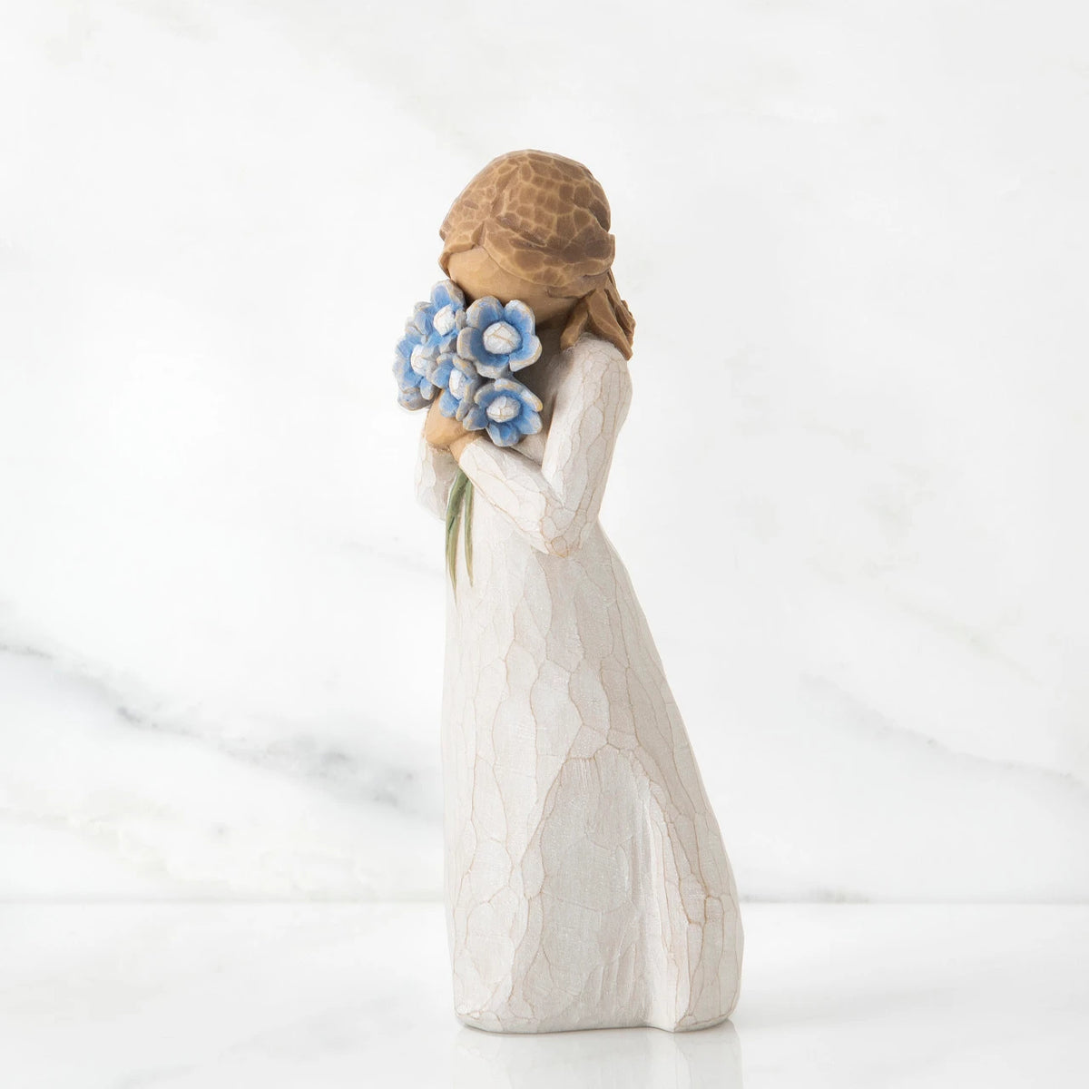 26454 Willow Tree Forget-me-not sculpted figure by Susan Lordi 0