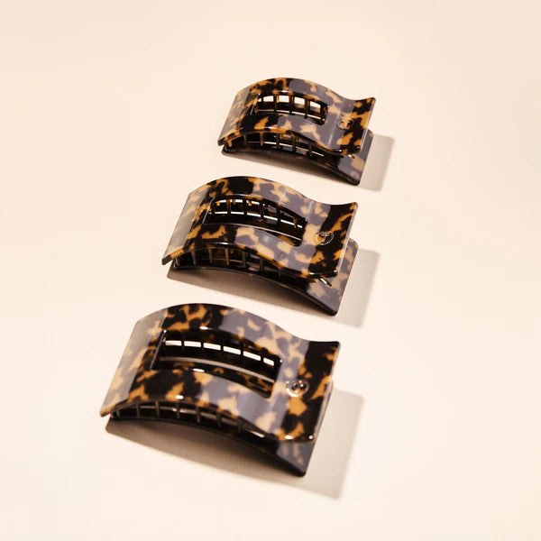 TT-FCM03-001 Teleties Tortoise Medium Flat Rectangle Hair Clip