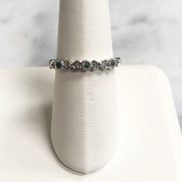 10K White Gold Emerald & Diamond Stackable Heart Band