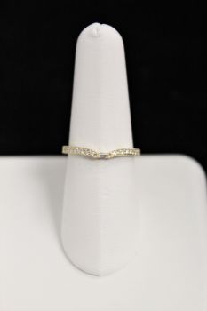 14K Yellow Gold Diamond Curved Band - .13CT