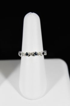 Ladies 10K White Gold .15Ct Diamond & .52Ct Sapphire Stackable Band - Size 6
